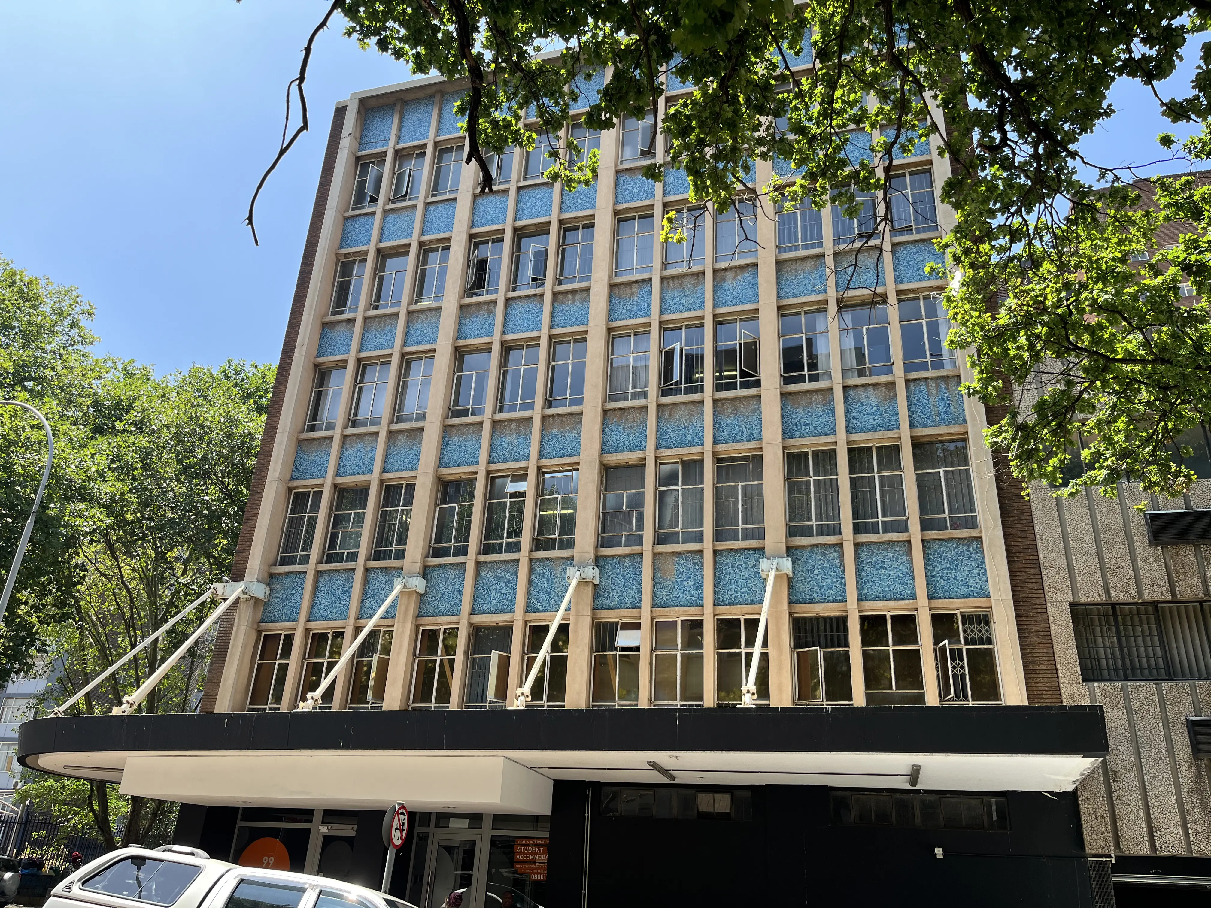 Phumelela House - Comfortable student living in Braamfontein Phumelela House student accommodation at 99 Simmonds Street, Braamfontein
